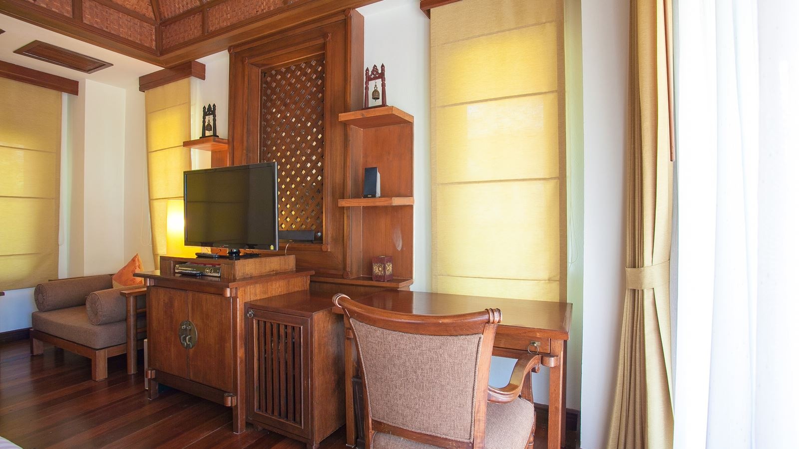 rooms-two-bedroom-beachfront-pool-villa