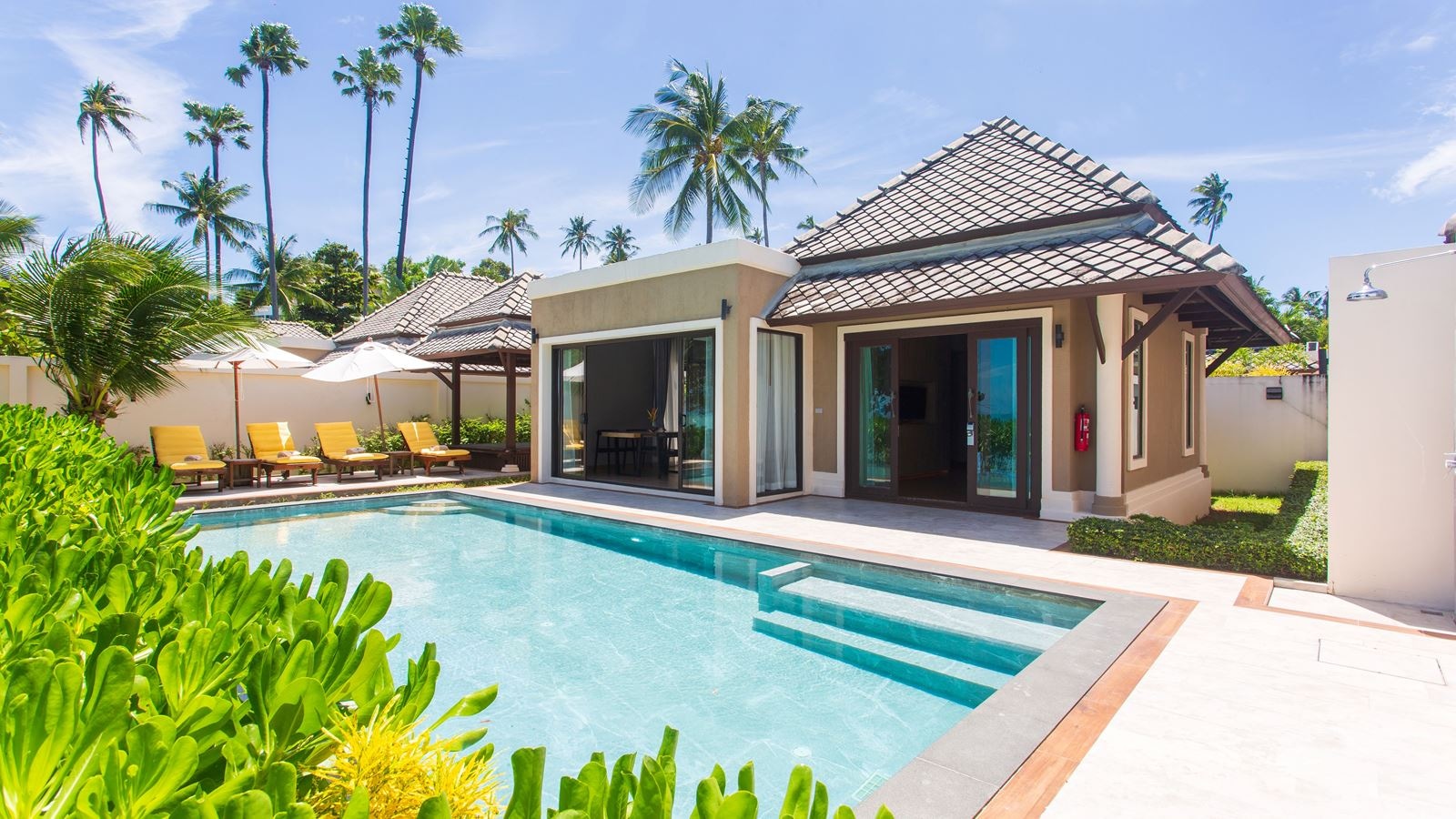 rooms-two-bedroom-beachfront-pool-villa