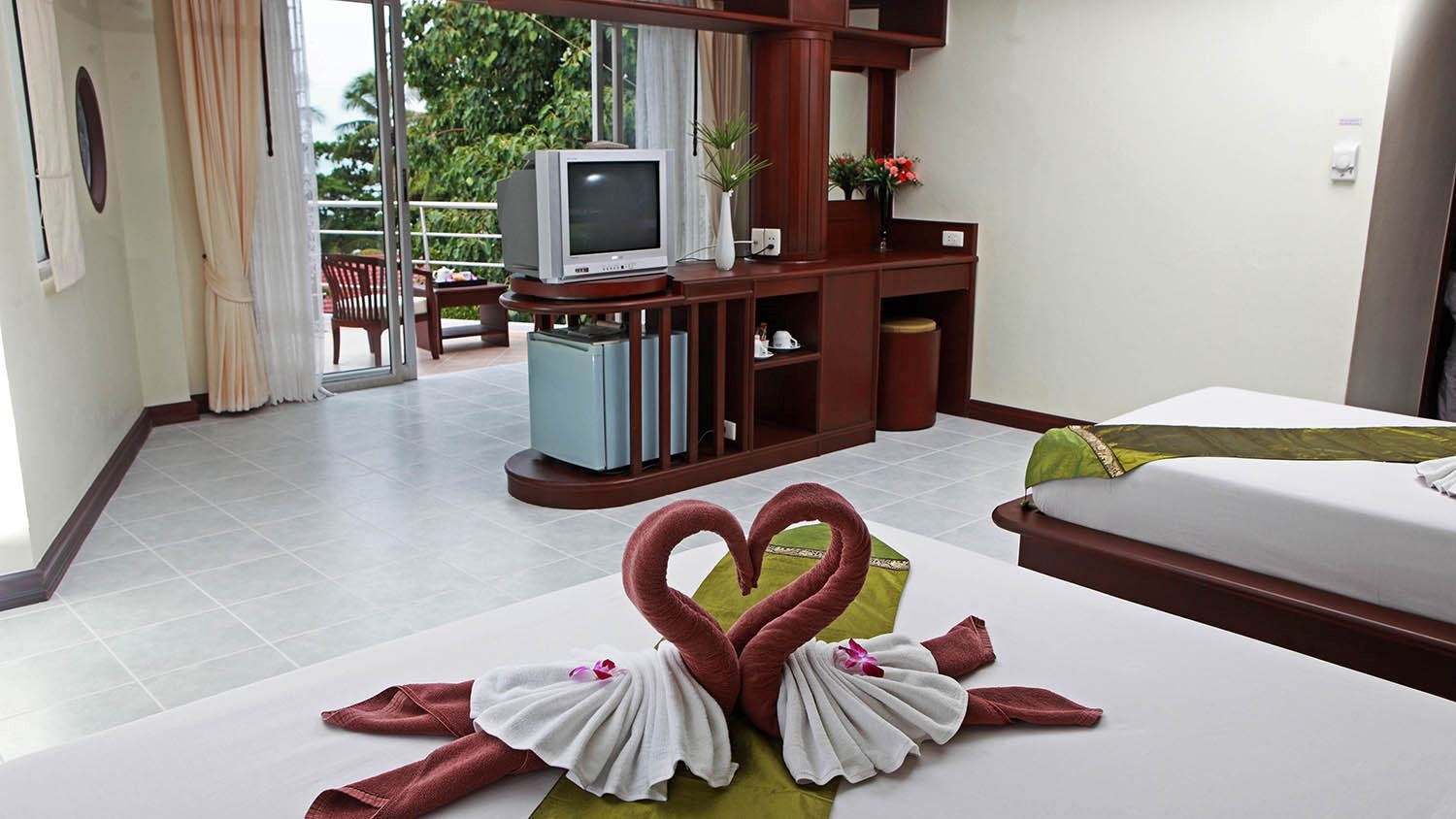 rooms-grand-deluxe-room