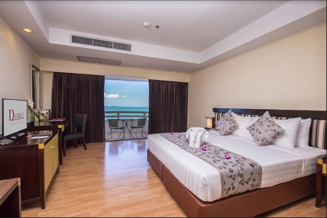 rooms-deluxe-ocean-view
