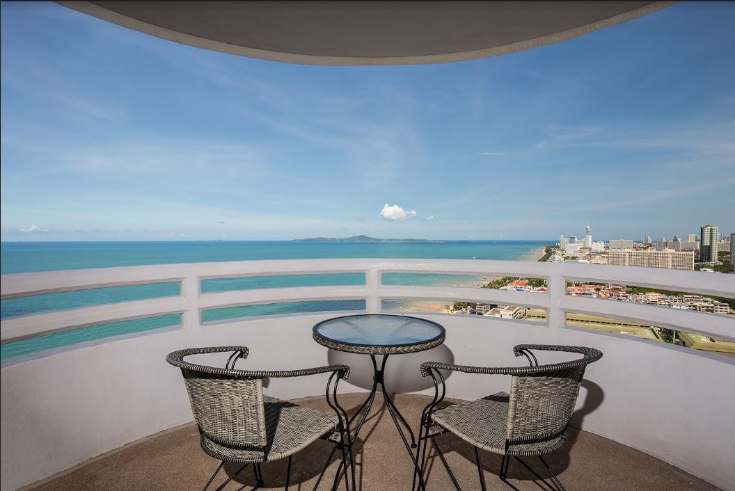 rooms-deluxe-ocean-view