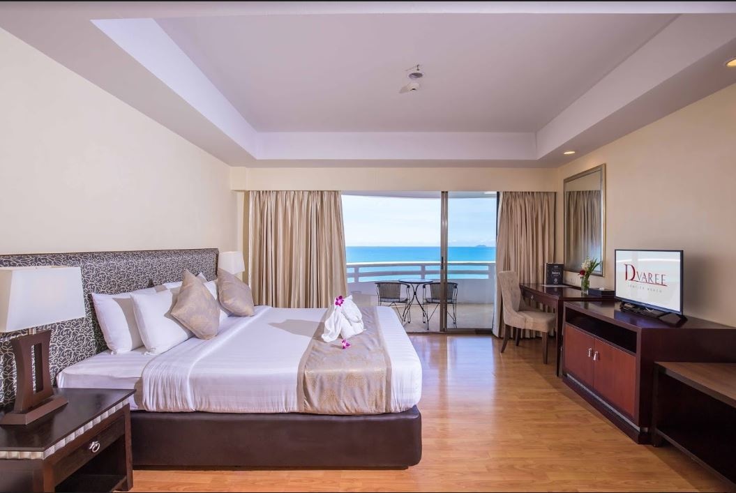 rooms-executive-suite-room