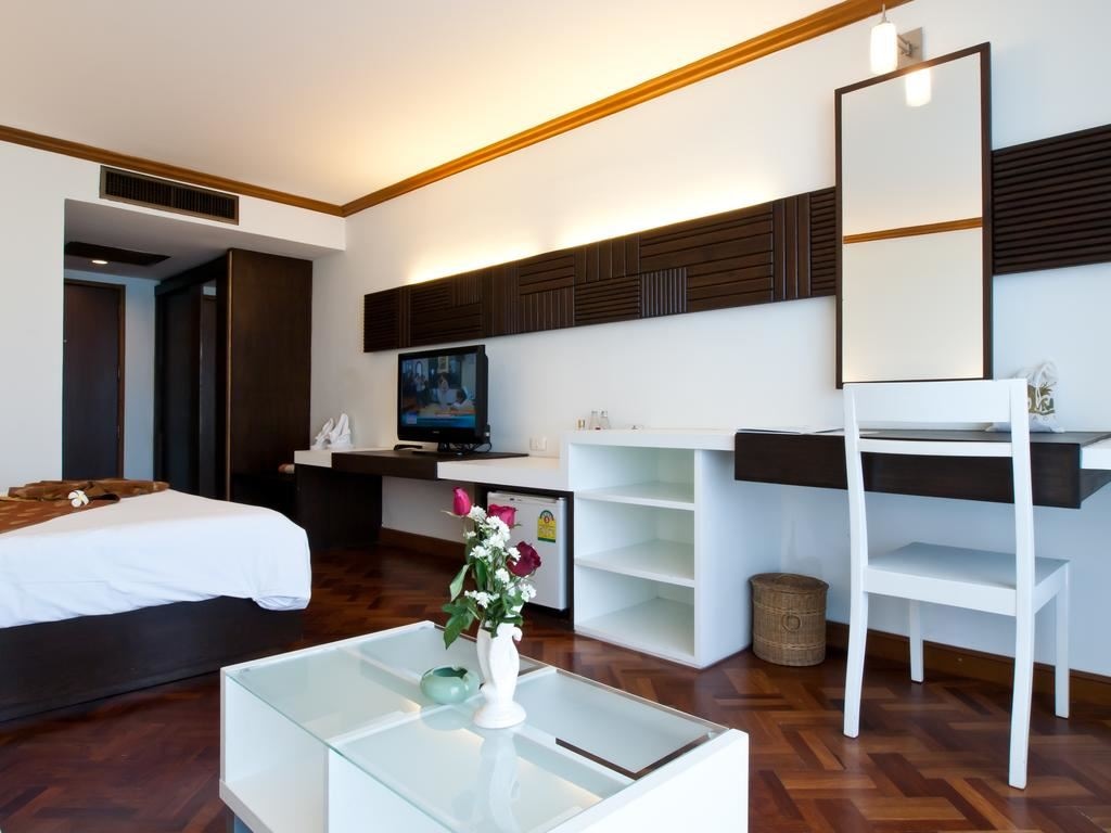 rooms-top-deluxe-room