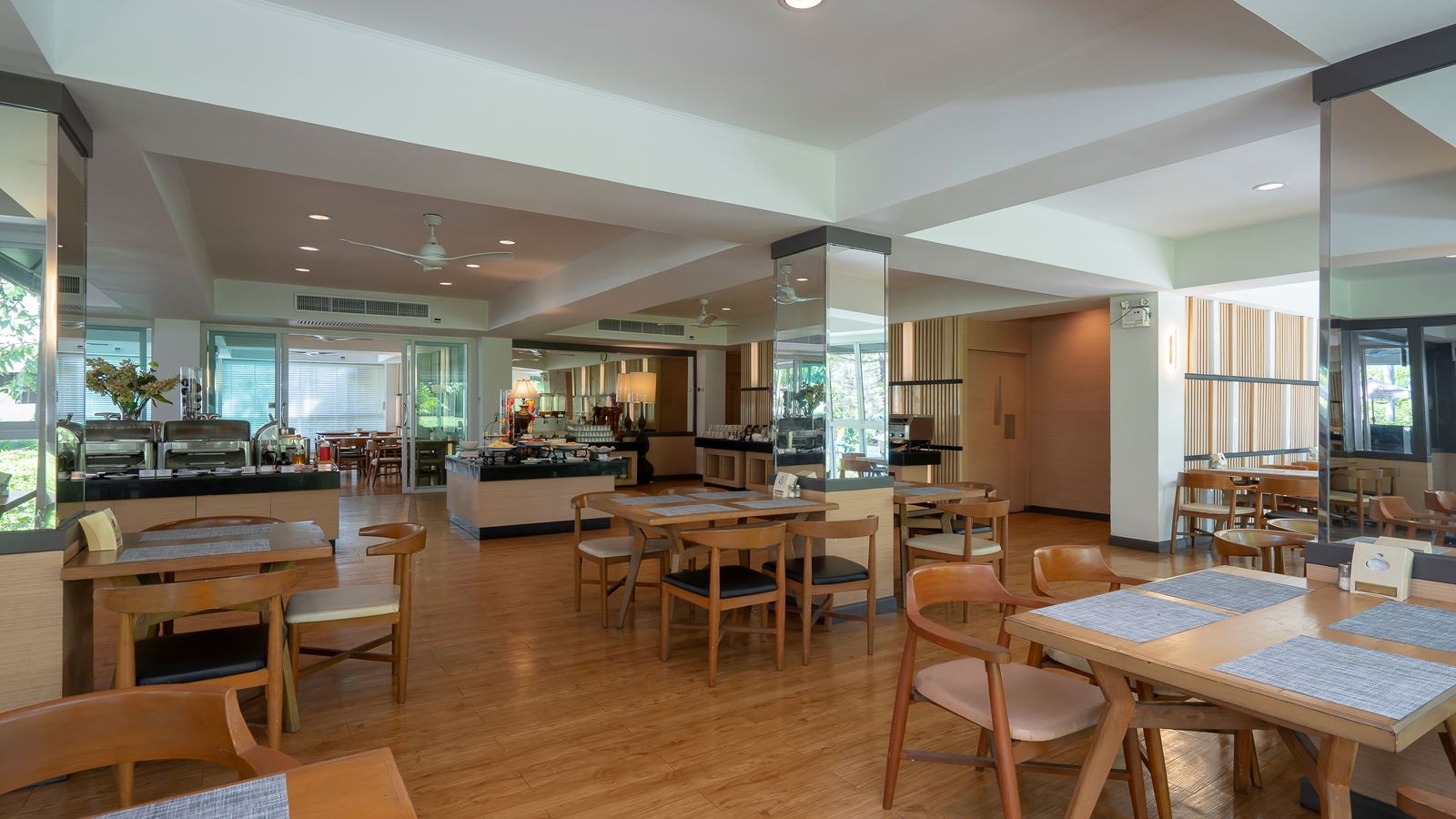 restaurants-park-restuarant