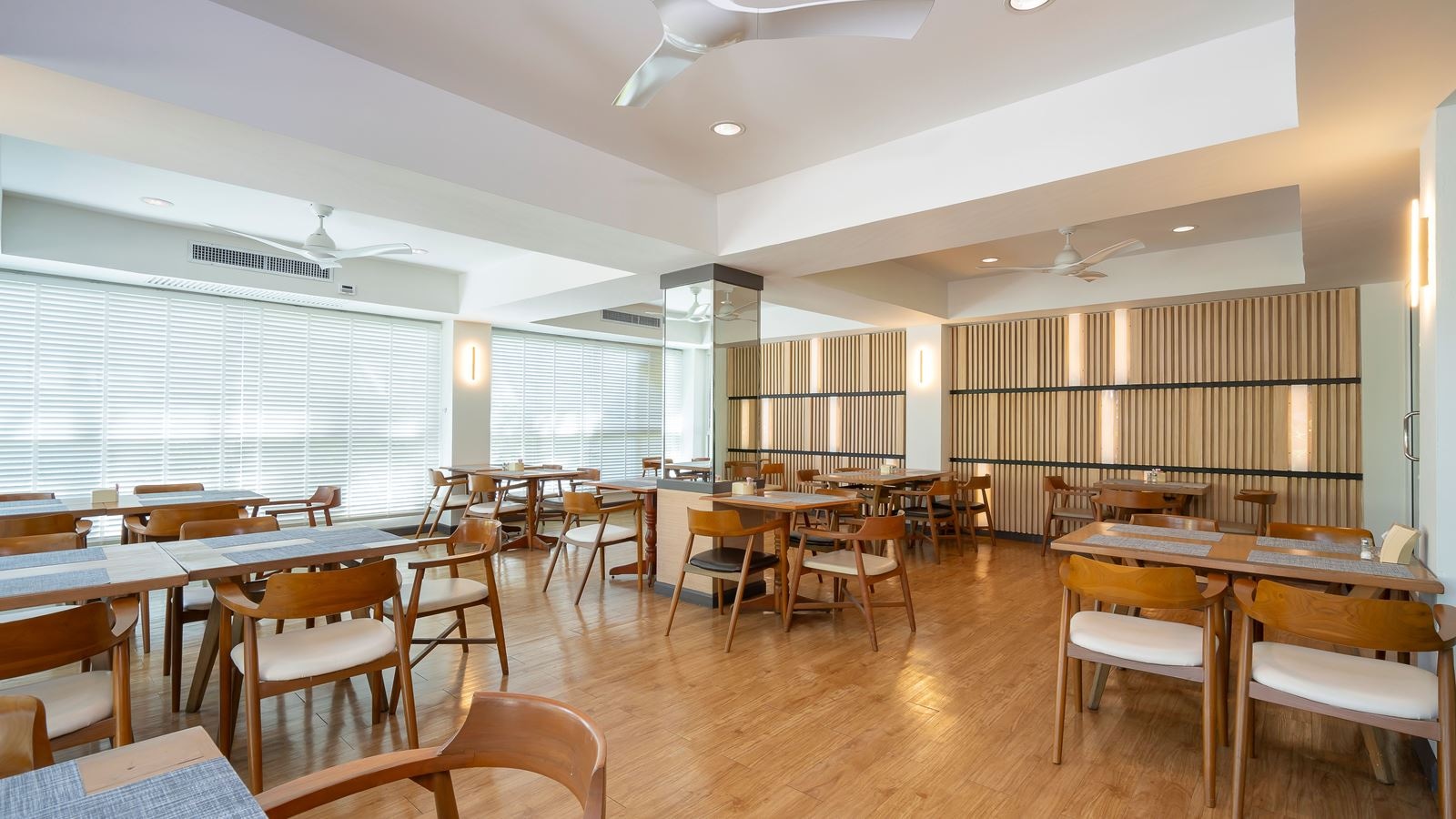 restaurants-park-restuarant