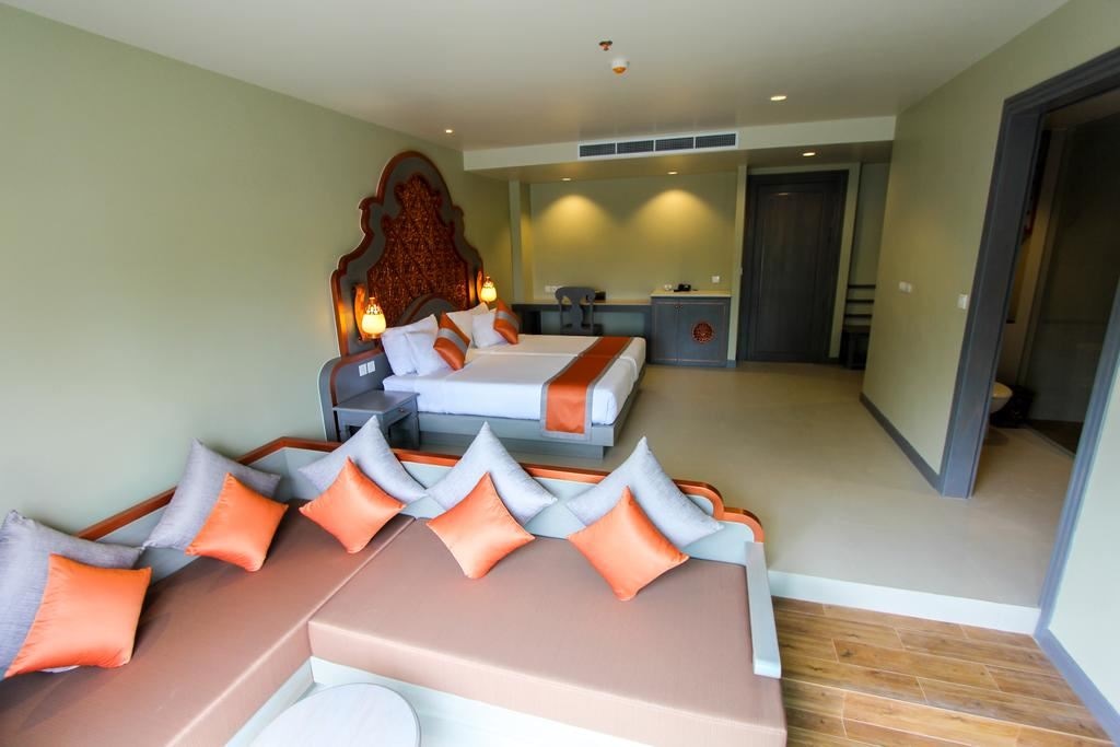 rooms-deluxe-pool-access