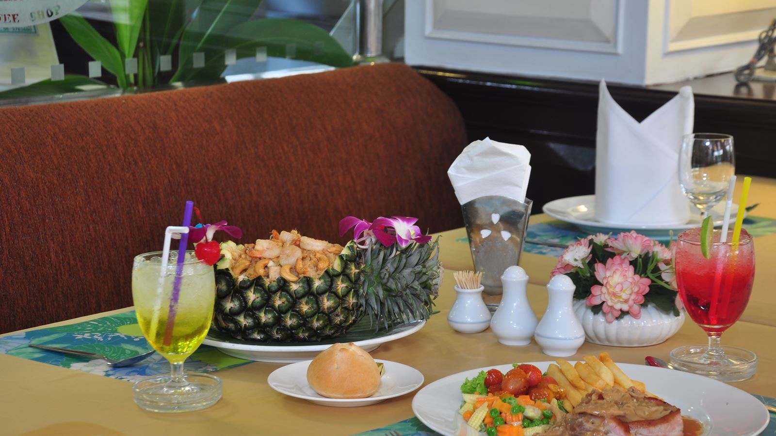 restaurants-four-season-restaurant