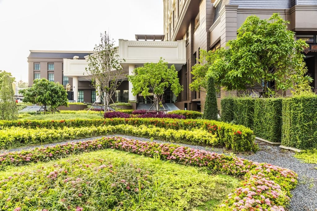 general-main-building