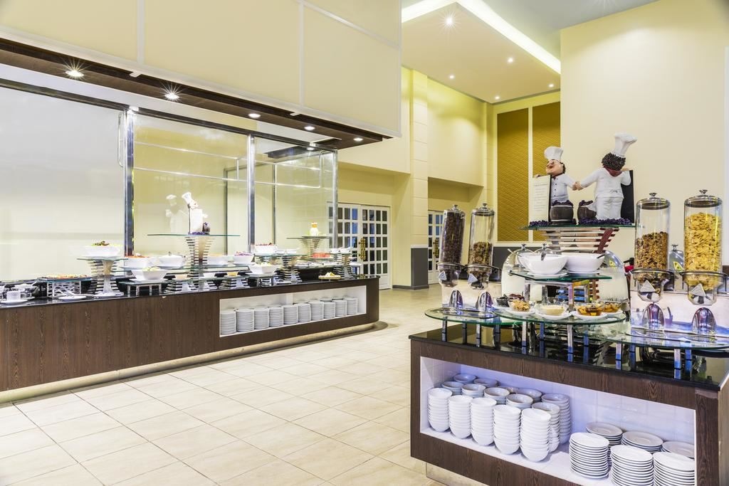 restaurants-royal-kitchen