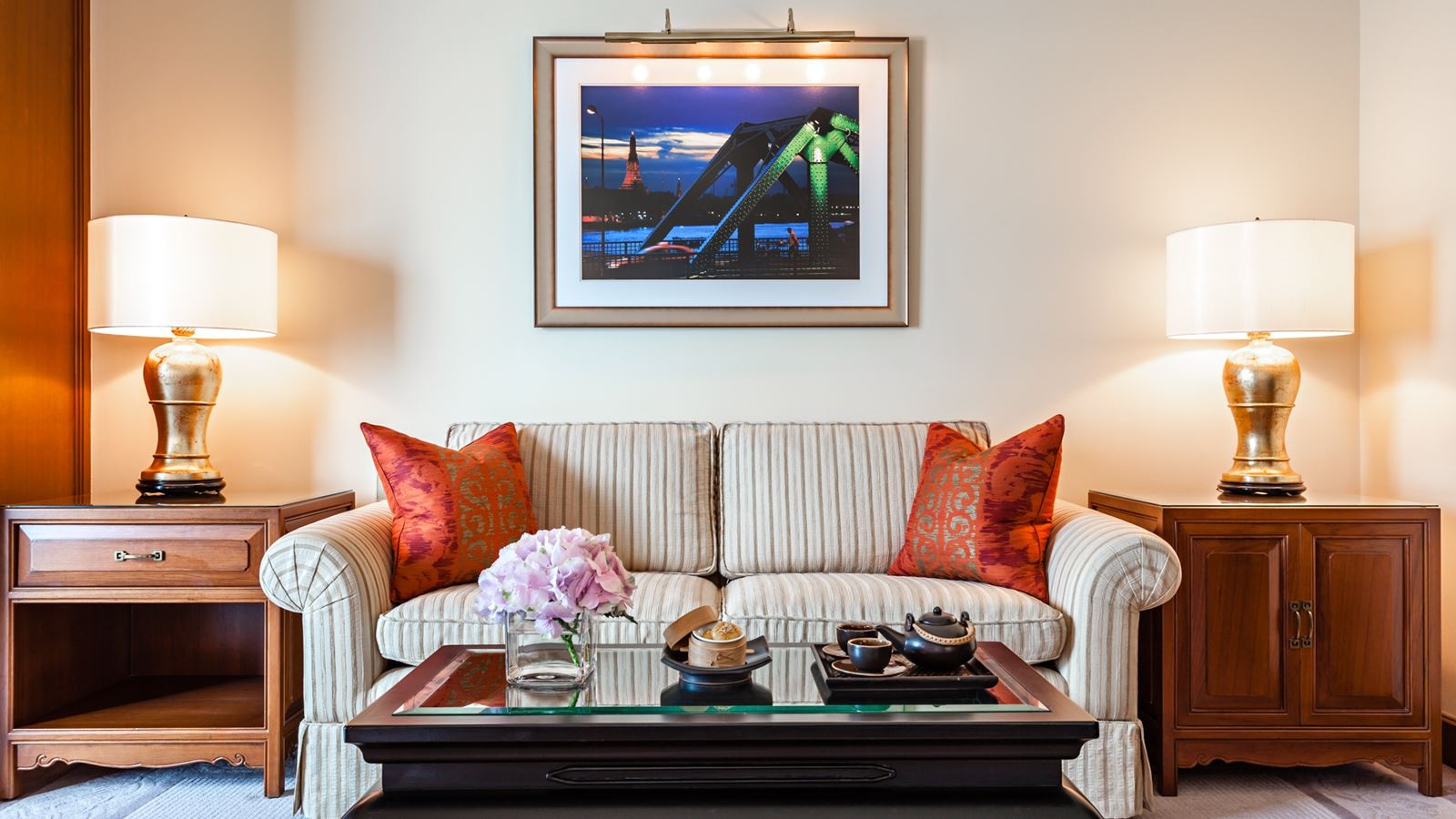 rooms-grand-deluxe-room