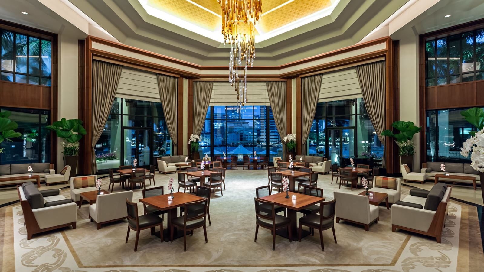 restaurants-the-lobby