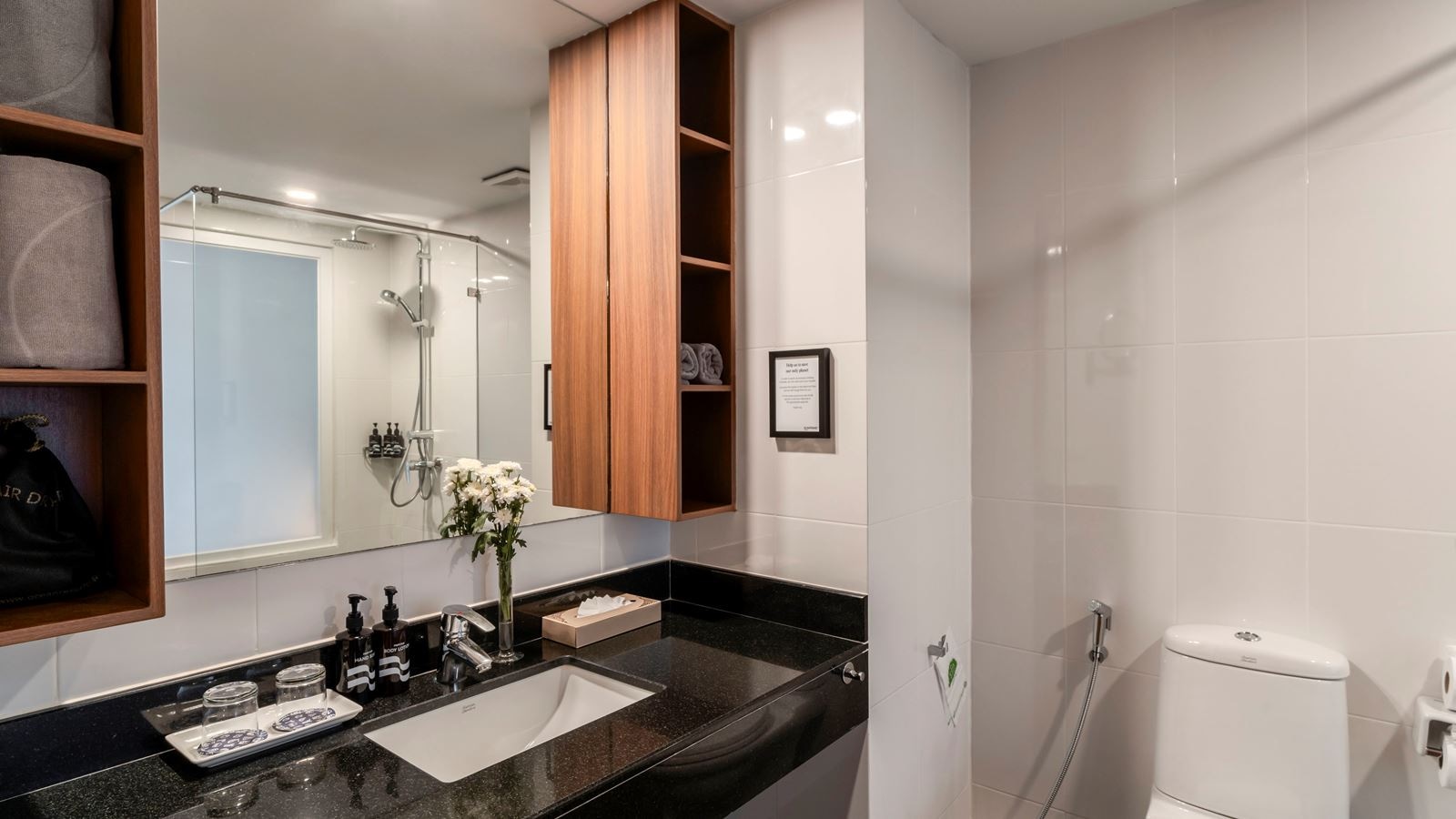 rooms-grand-deluxe-back-view