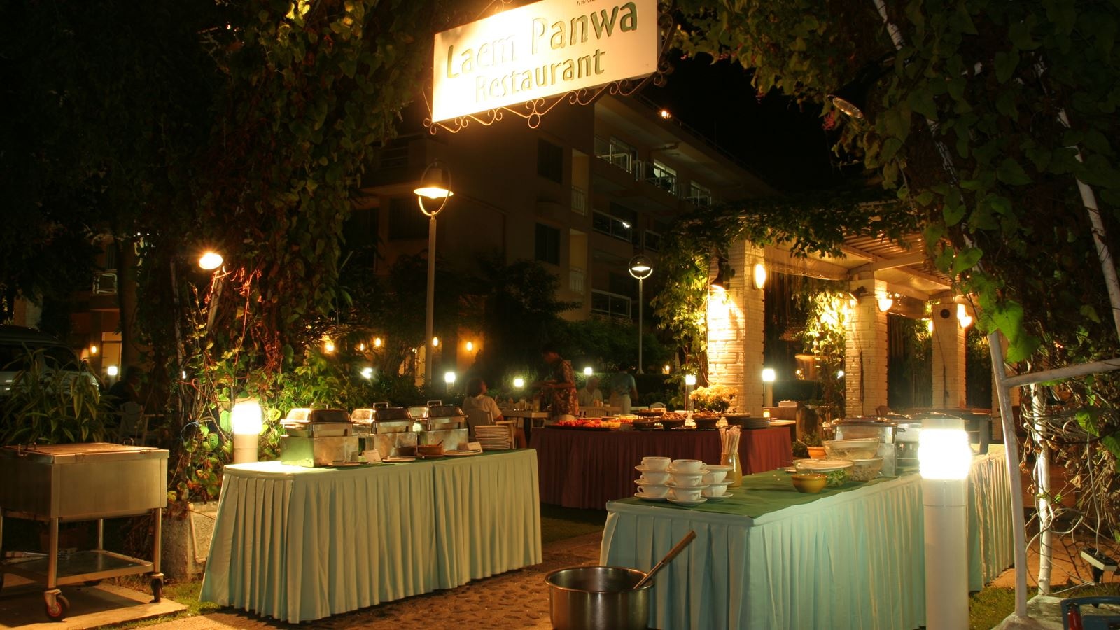 restaurants-laem-panwa