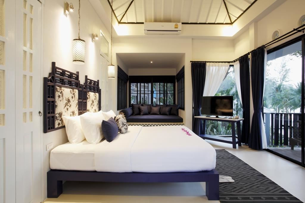 rooms-allamanda-pool-villa