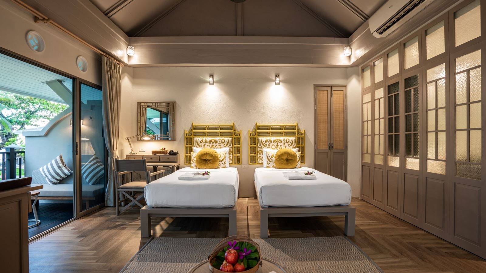 rooms-orchid-deluxe-bungalow