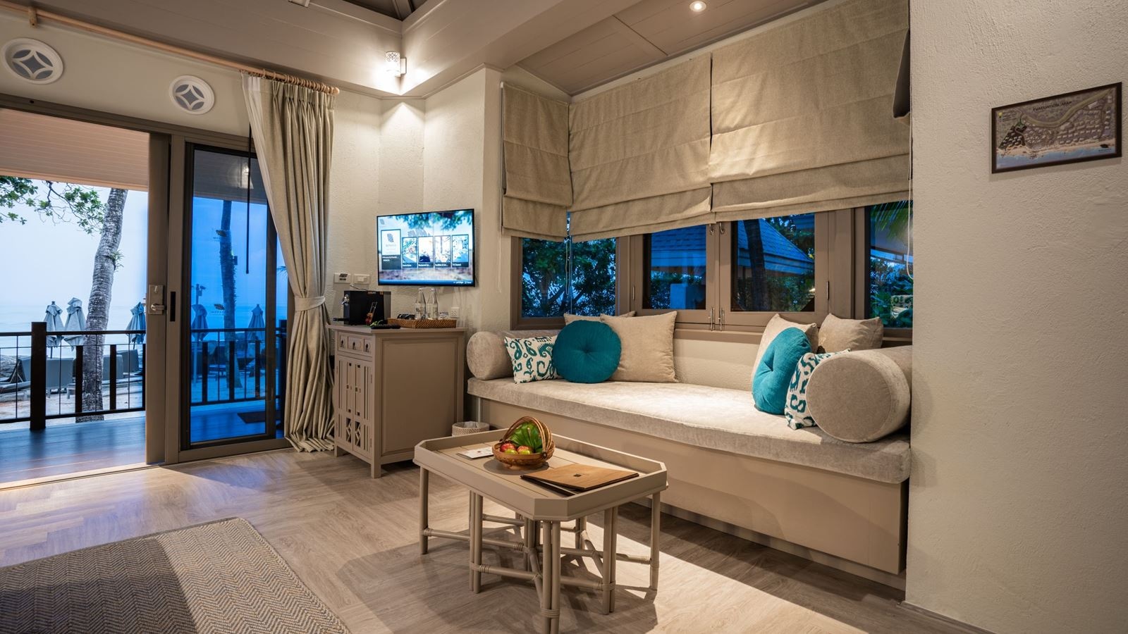 rooms-orchid-deluxe-beachfront-bungalow