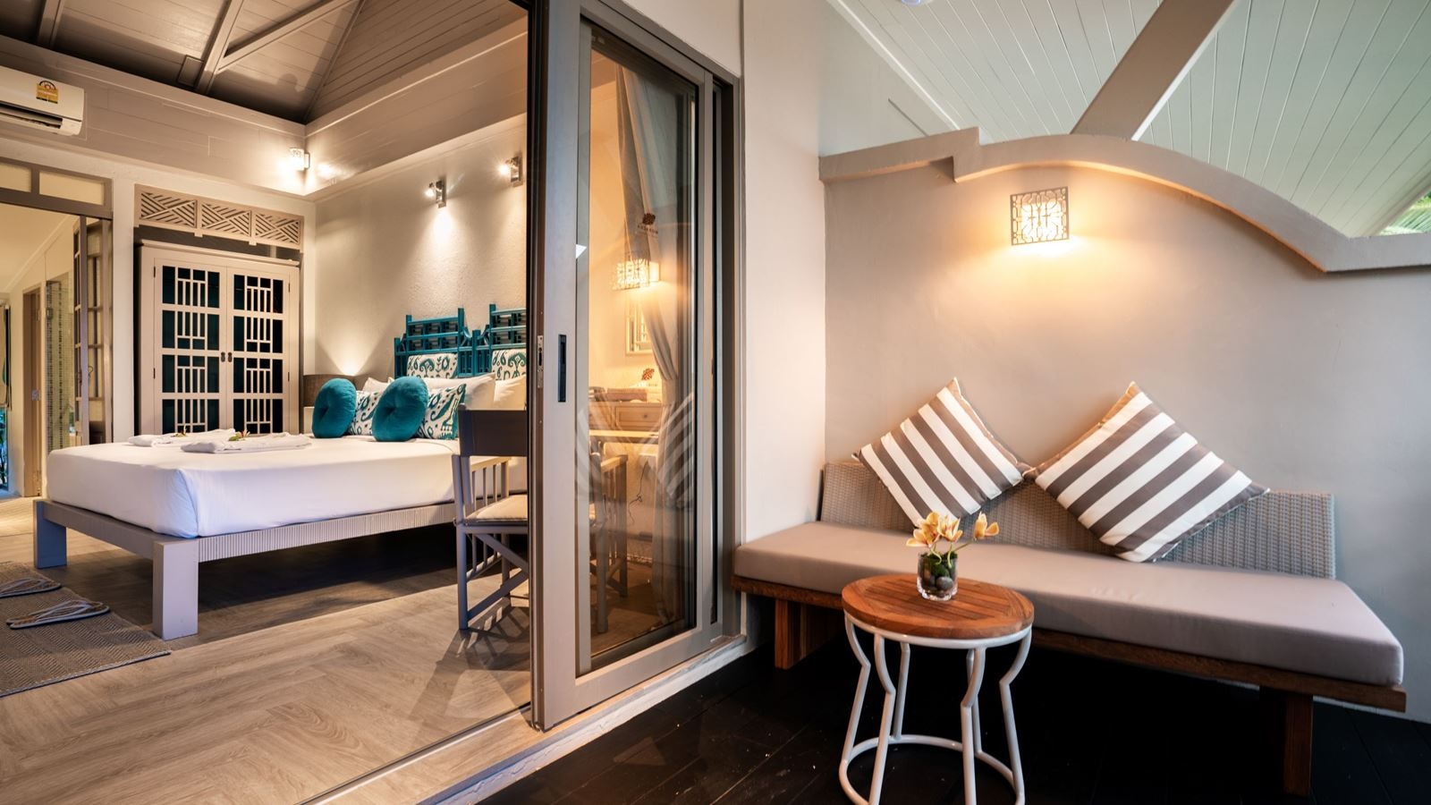 rooms-orchid-deluxe-beachfront-bungalow