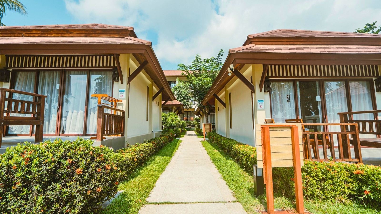 rooms-seaview-deluxe-villa