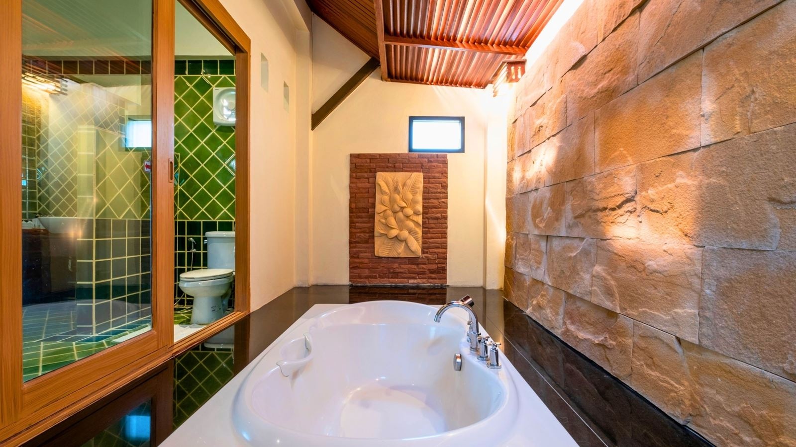 rooms-seaview-deluxe-villa