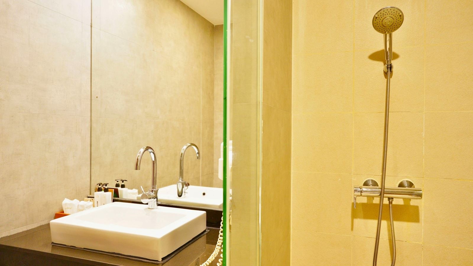 rooms-seaside-junior-suite-room