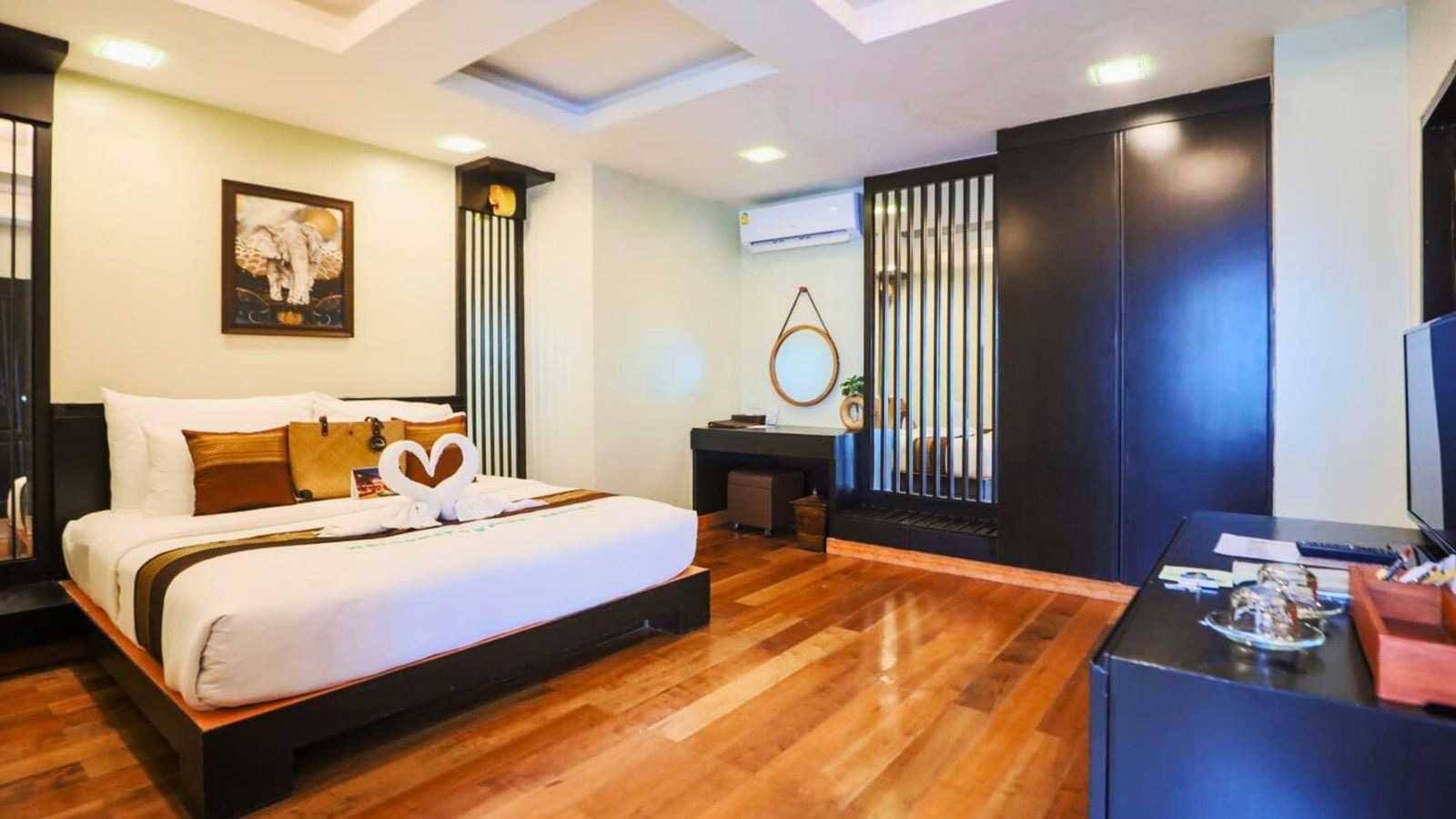 rooms-seaview-deluxe-pool-villa