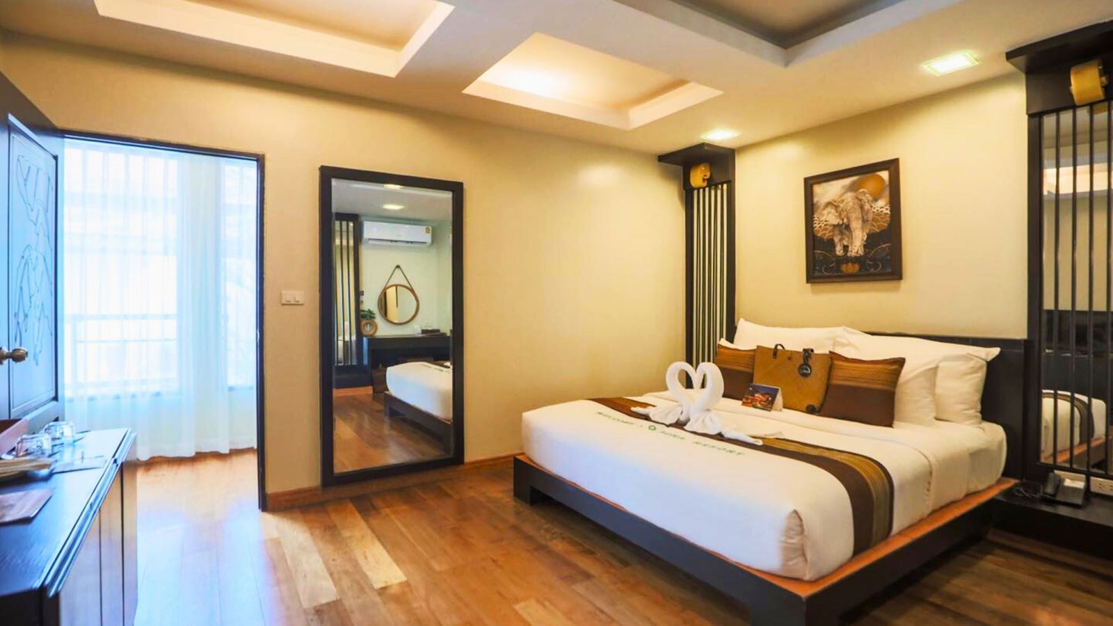 rooms-seaview-deluxe-pool-villa