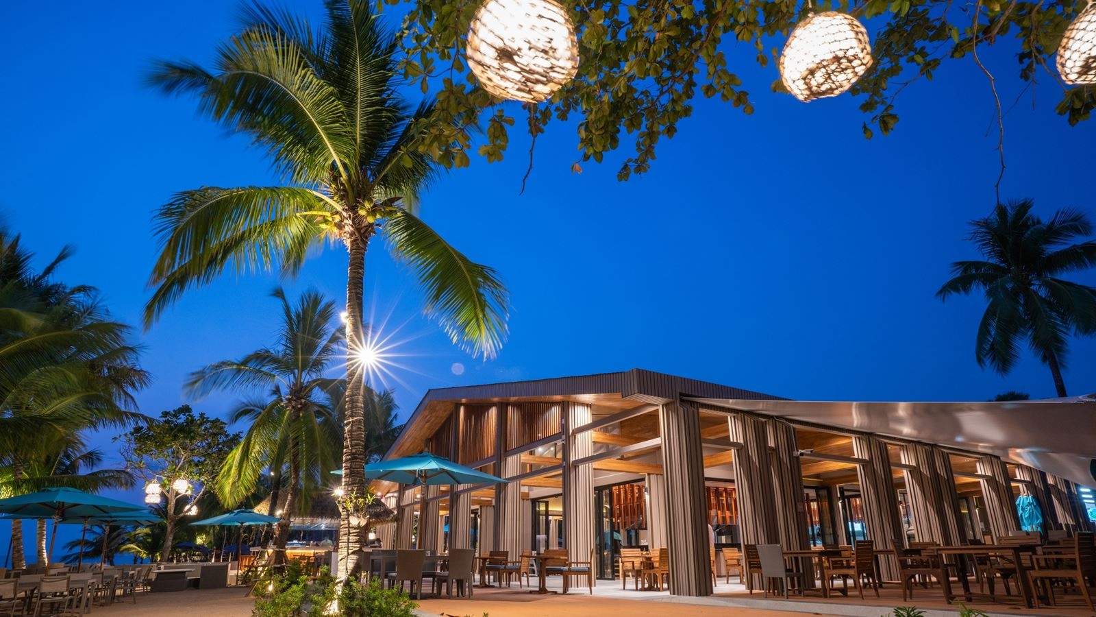 restaurants-sire-beachfront-restaurant