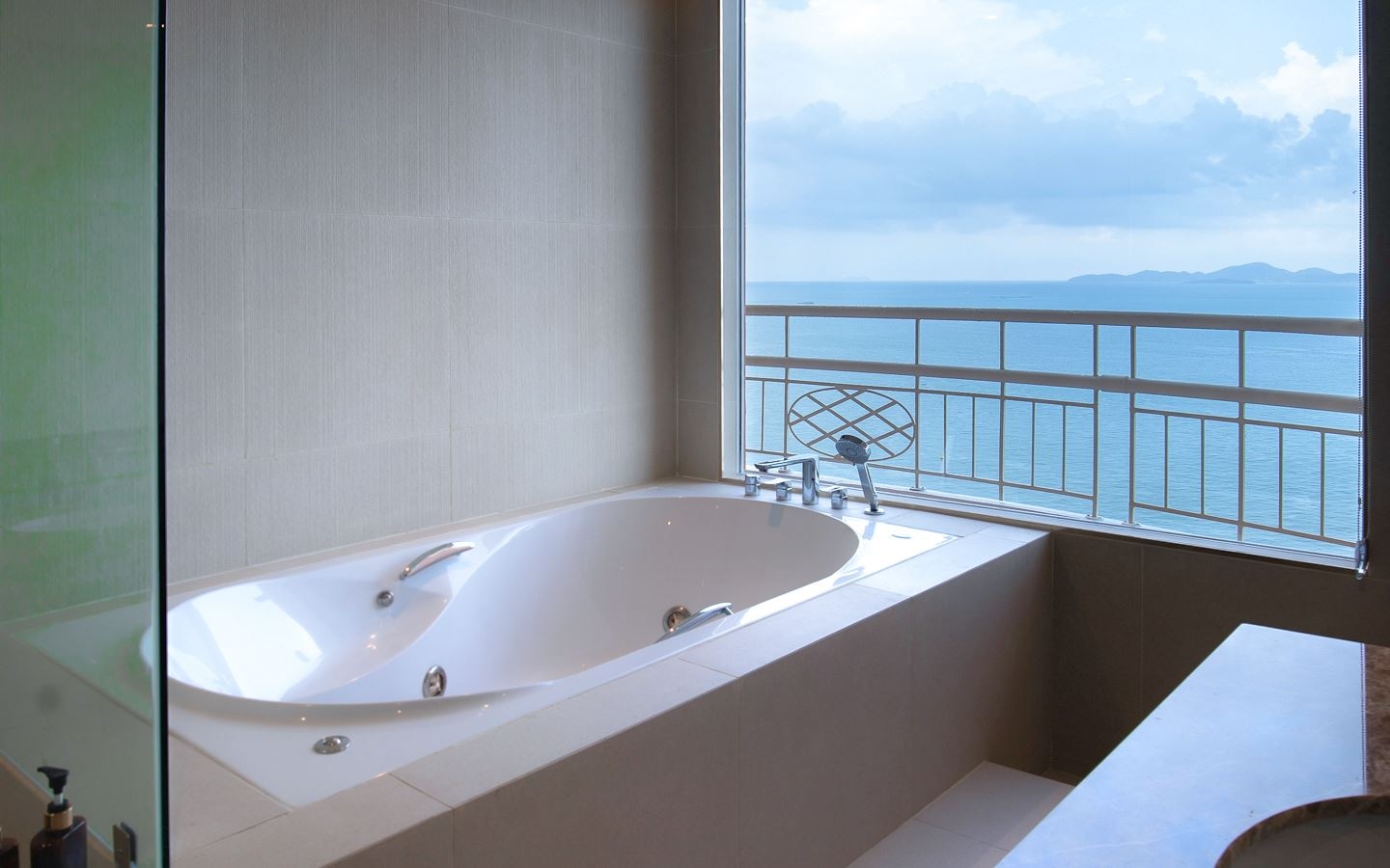 rooms-president-ocean-view-two-bedroom-suite