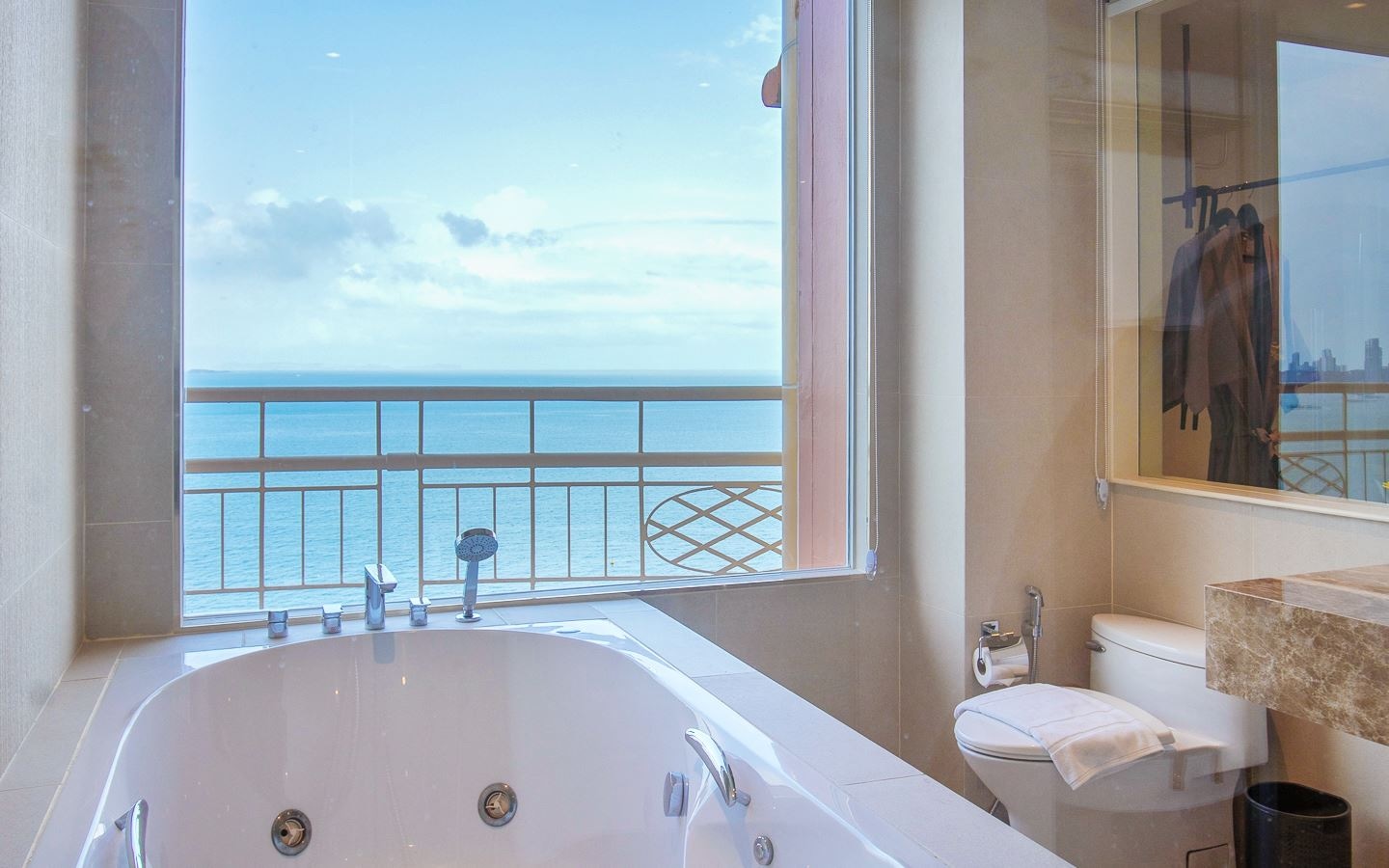 rooms-president-ocean-view-two-bedroom-suite