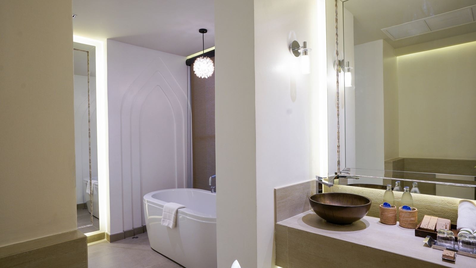 rooms-deluxe-suite-without-private-pool