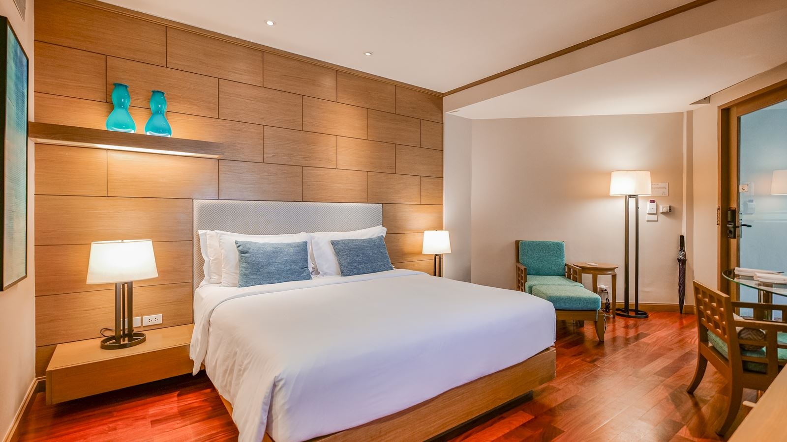 rooms-terrace-junior-suite