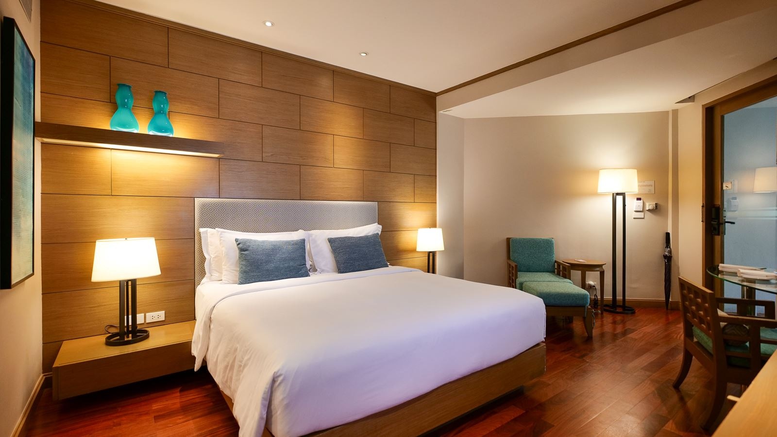 rooms-terrace-junior-suite