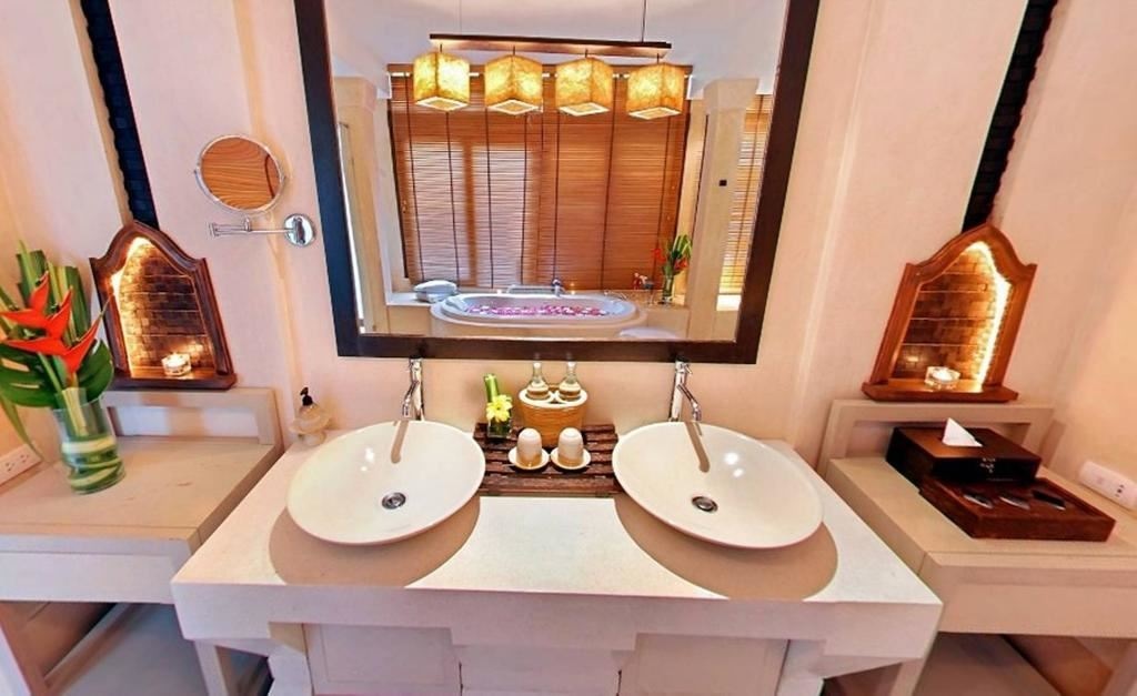 rooms-family-pool-villa