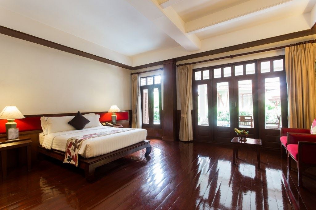 rooms-deluxe-pool-access-room