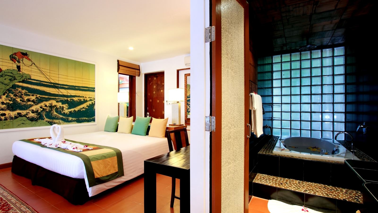 rooms-ocean-wing-bordeaux