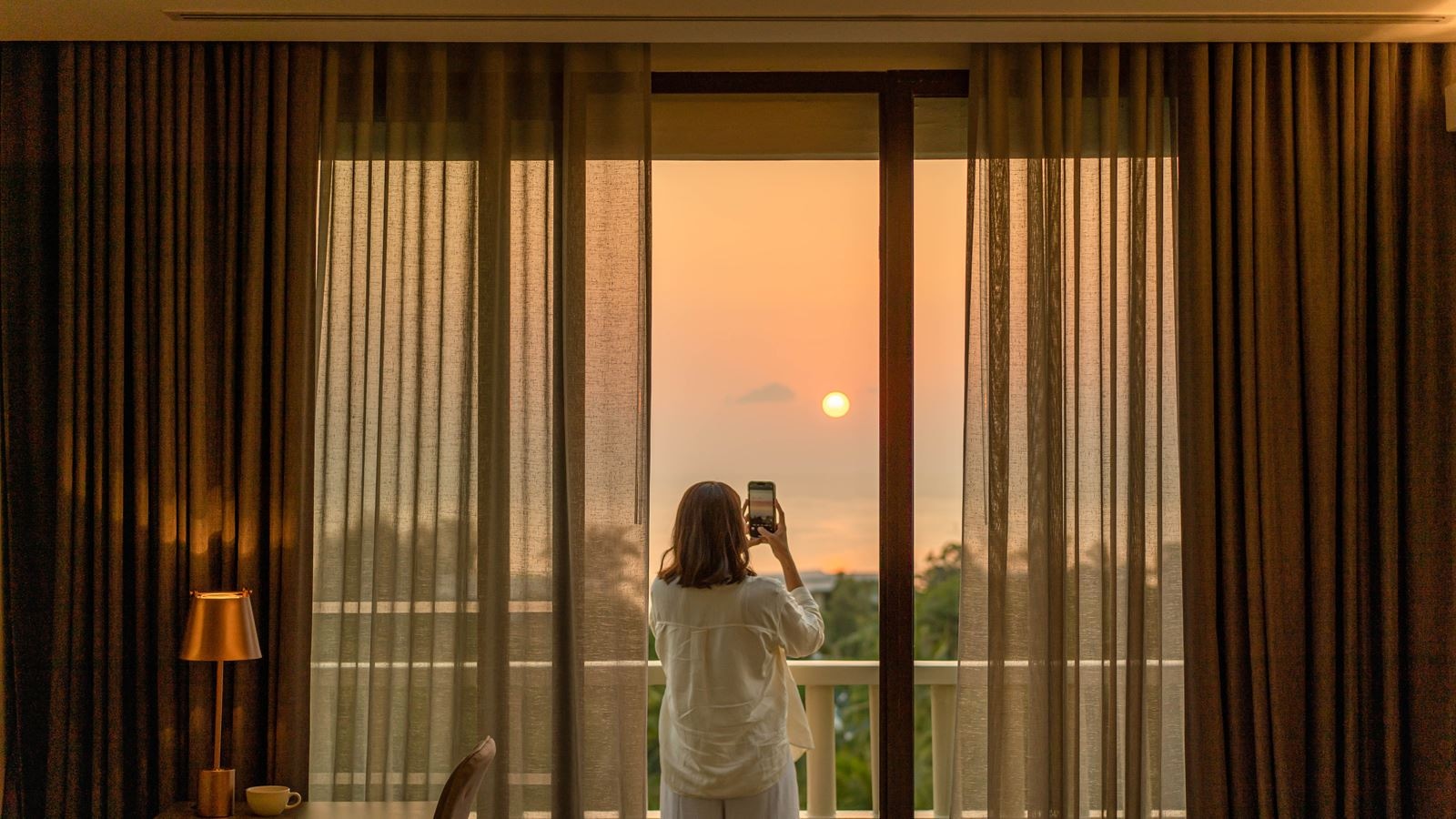 rooms-paradox-seaview