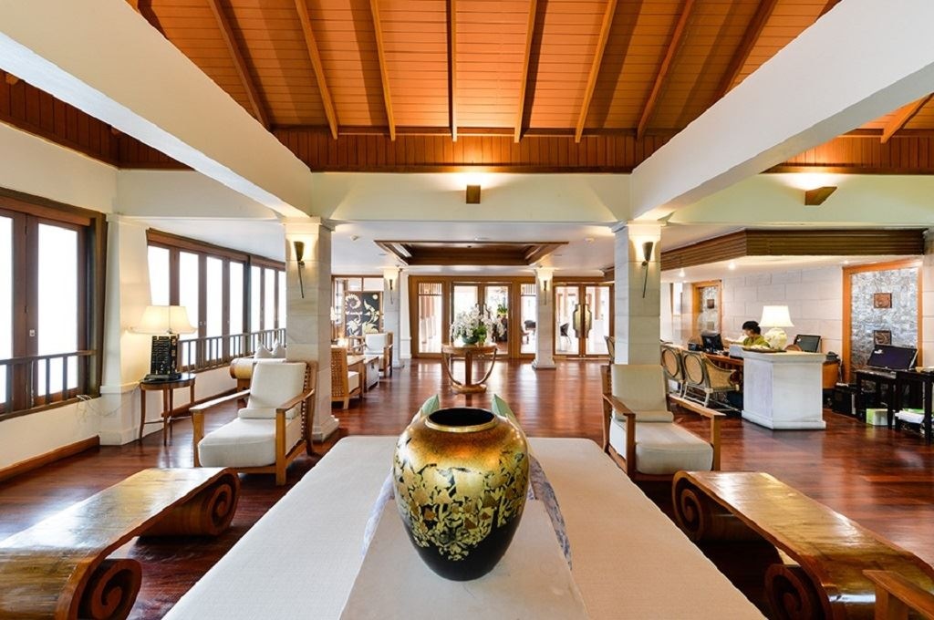 general-main-building