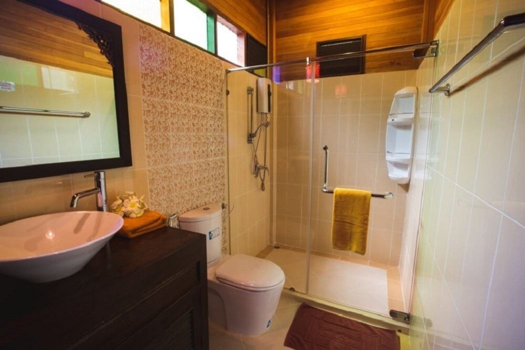 rooms-thai-house-teak-wood