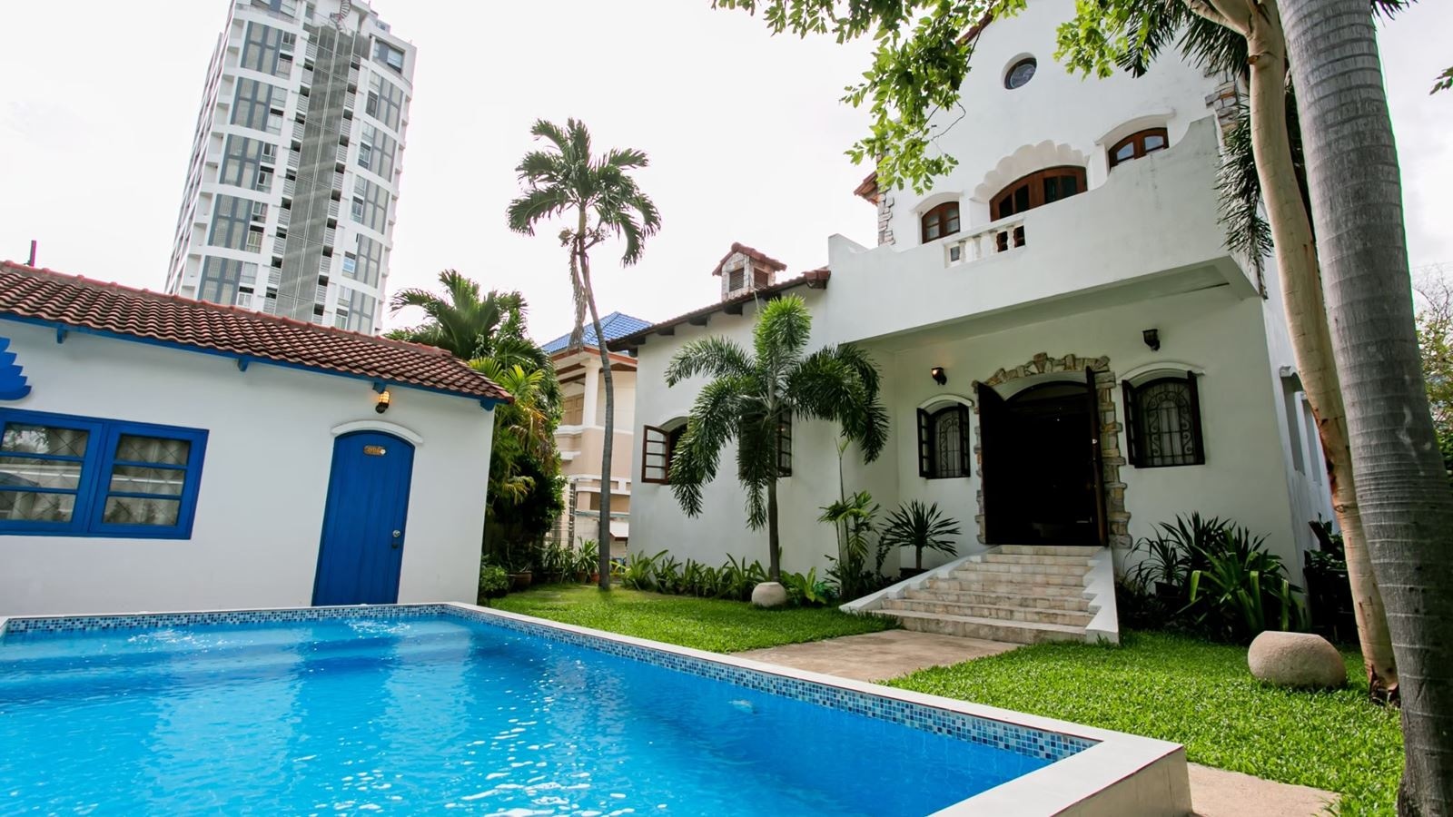 rooms-morocco-pool-villa-6-bedrooms--private-swimming-pool-and-western-style-kitchen