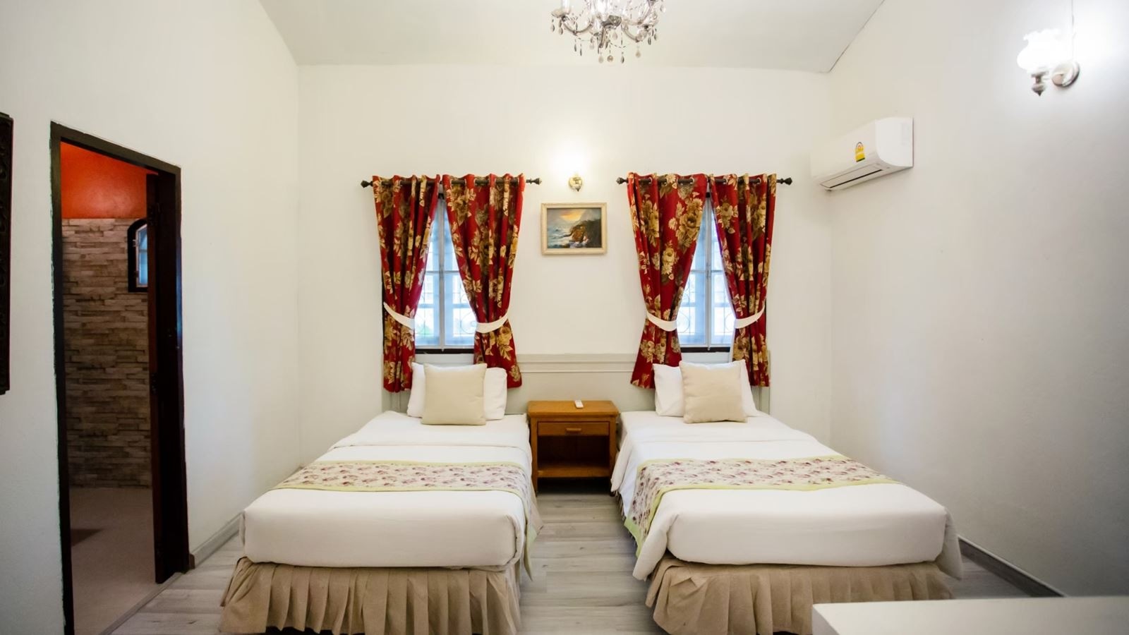 rooms-morocco-pool-villa-6-bedrooms--private-swimming-pool-and-western-style-kitchen