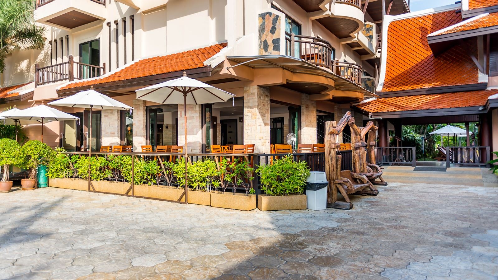 restaurants-aimaoch-restaurant