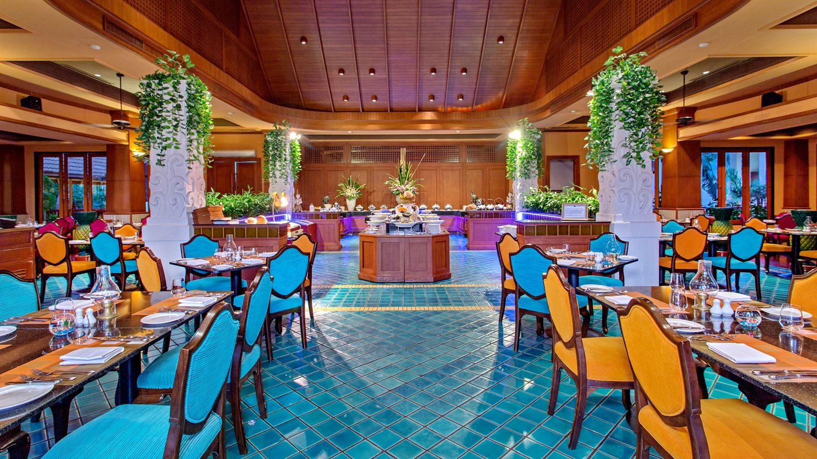 restaurants-v-lounge