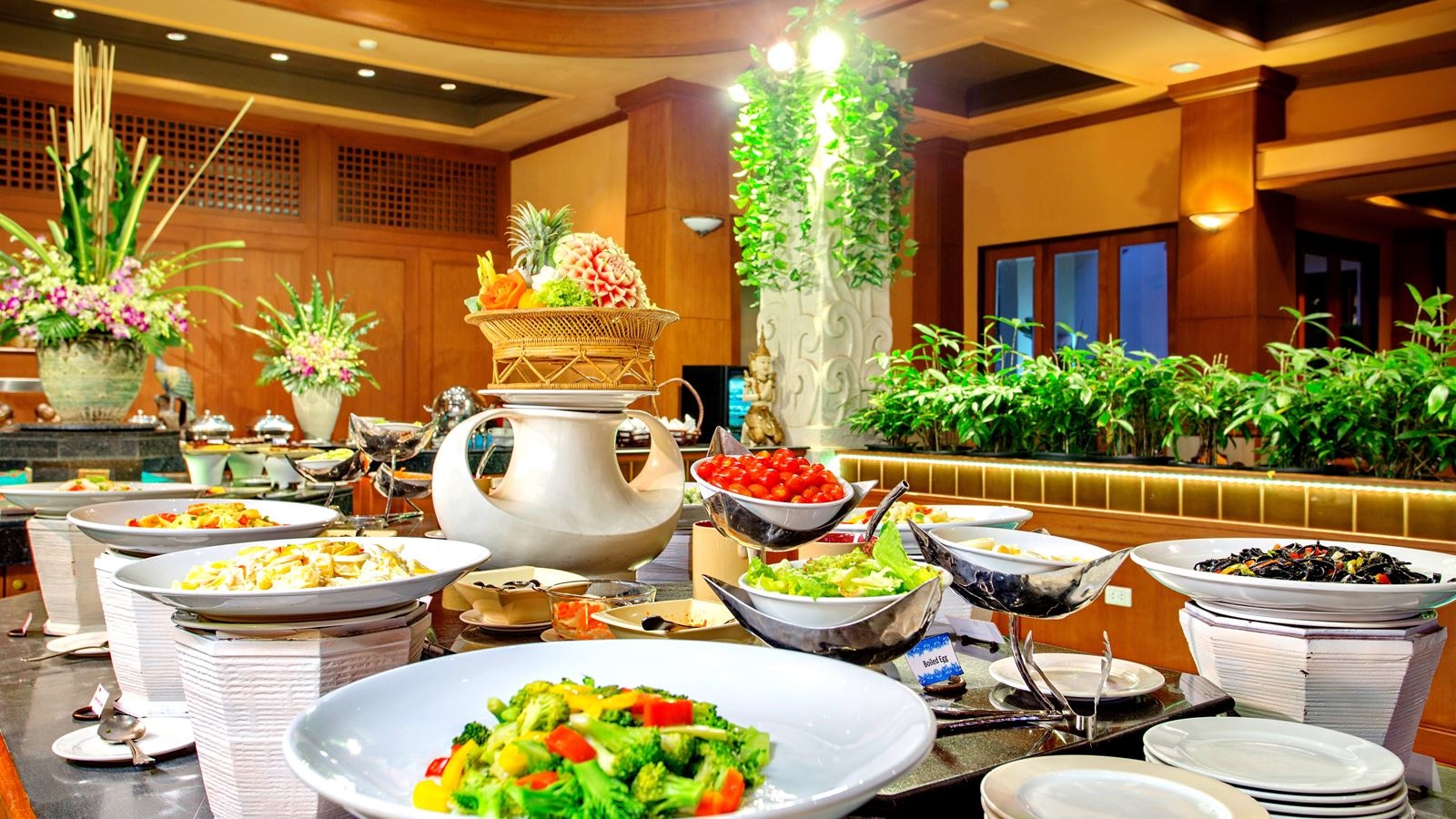 restaurants-v-lounge