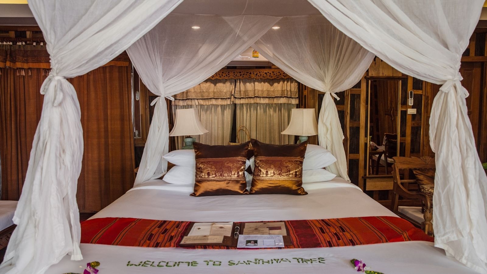 rooms-villa-pool-access