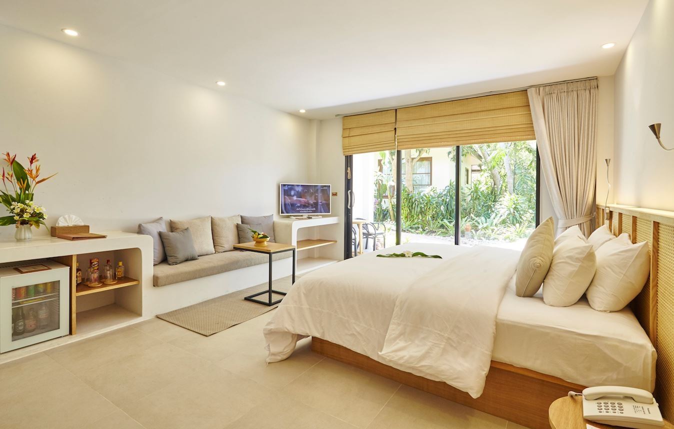 rooms-premium-deluxe-room