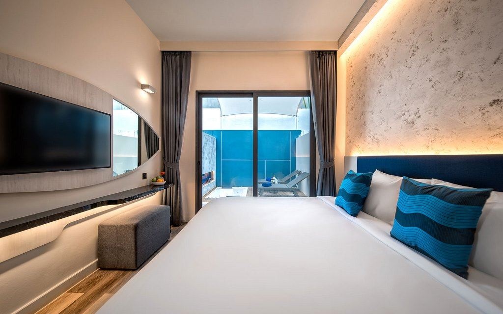 rooms-deluxe-jaccuzi