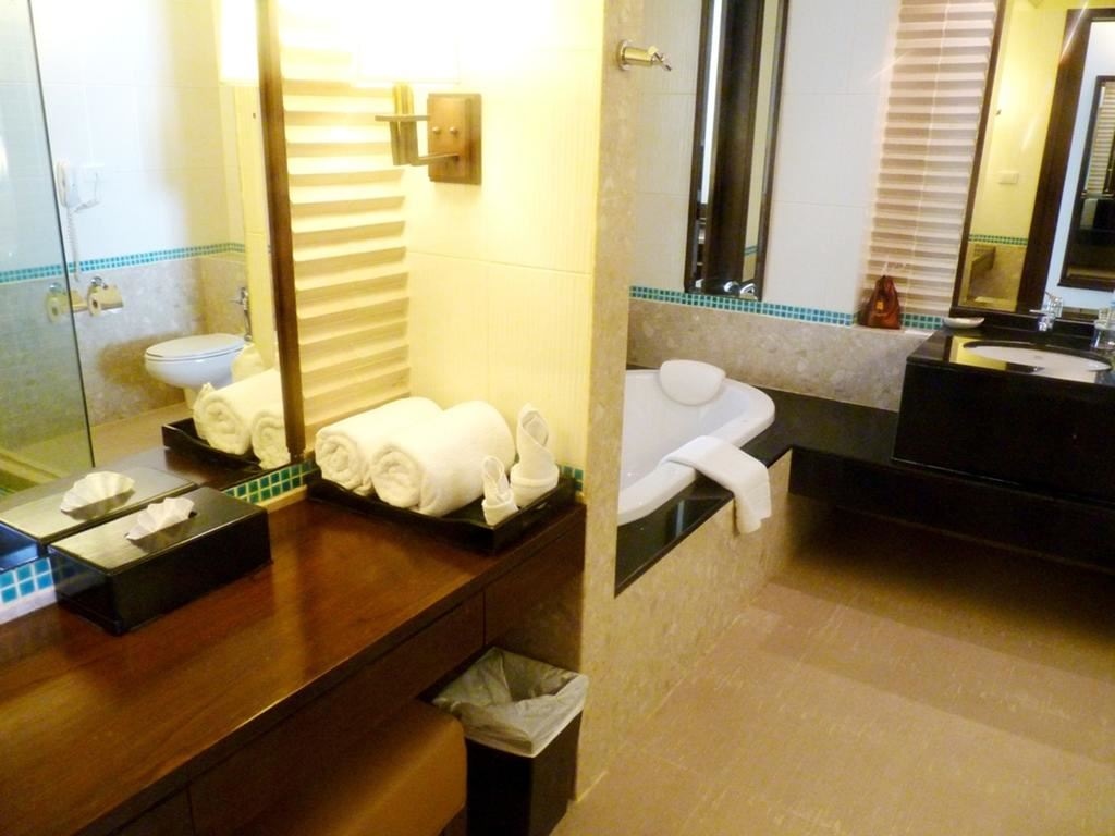 rooms-deluxe-room