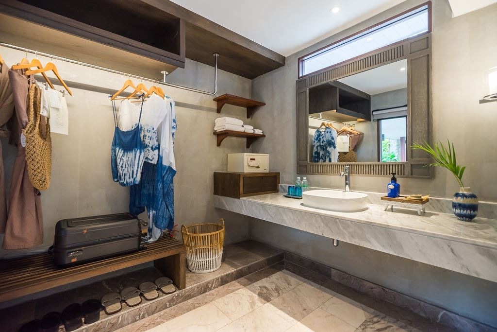 rooms-deluxe-bungalow