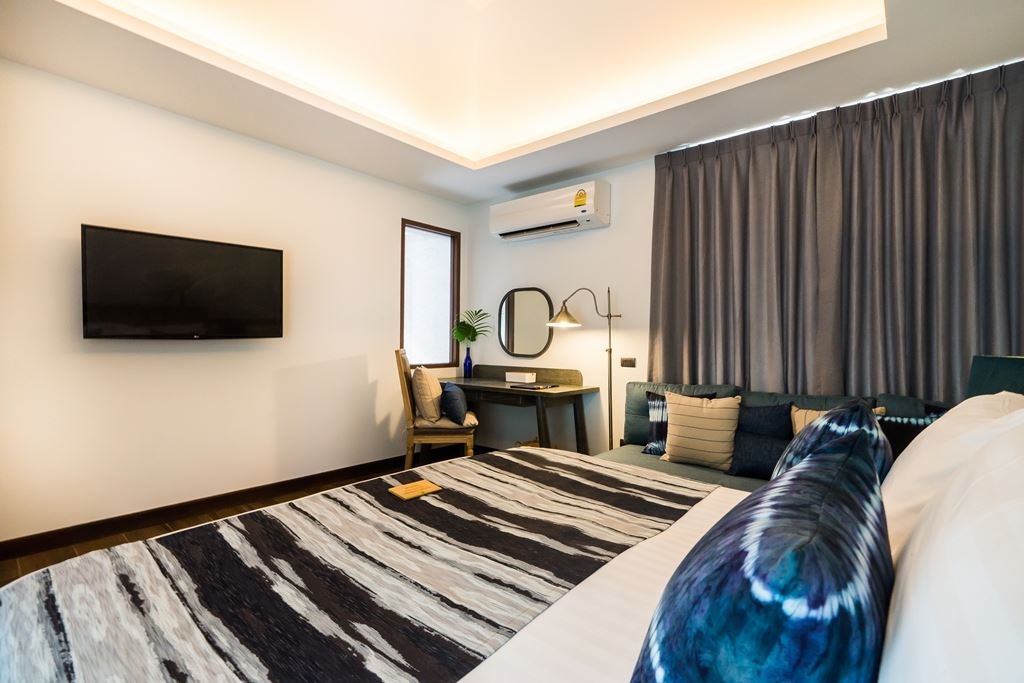 rooms-deluxe-bungalow