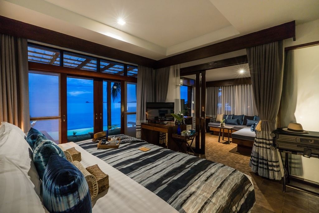 rooms-2bedroom-beachfront-pool-villa